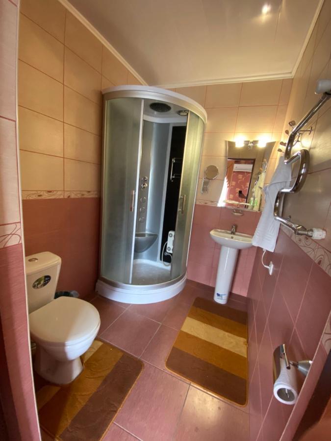 Золотий Лев Hotel Zvenyhorodka Kültér fotó