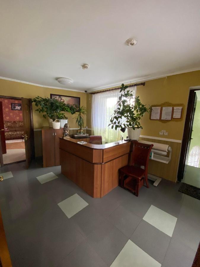 Золотий Лев Hotel Zvenyhorodka Kültér fotó