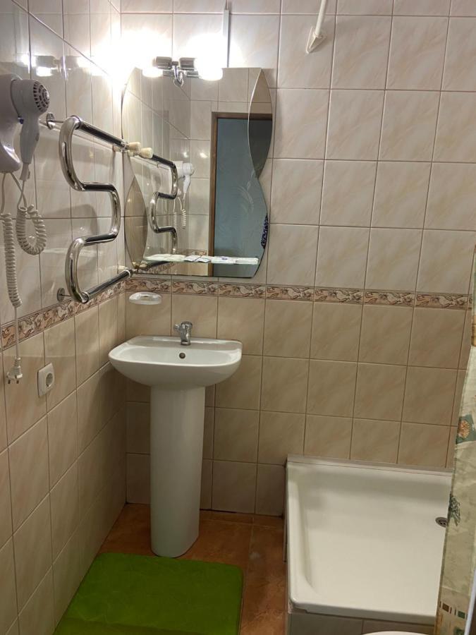 Золотий Лев Hotel Zvenyhorodka Kültér fotó