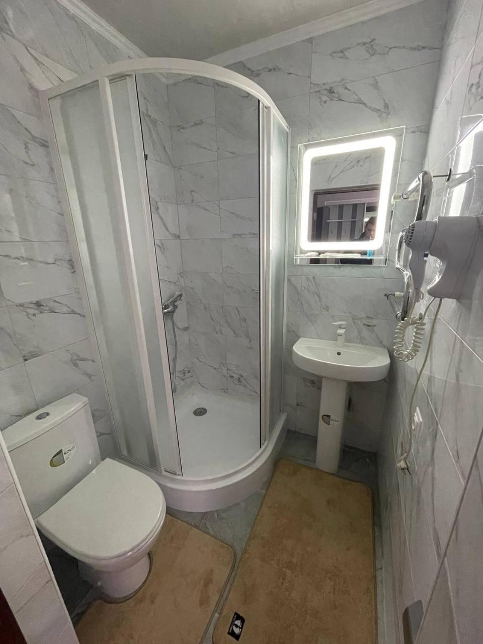 Золотий Лев Hotel Zvenyhorodka Kültér fotó