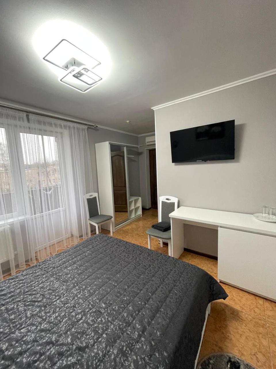 Золотий Лев Hotel Zvenyhorodka Kültér fotó